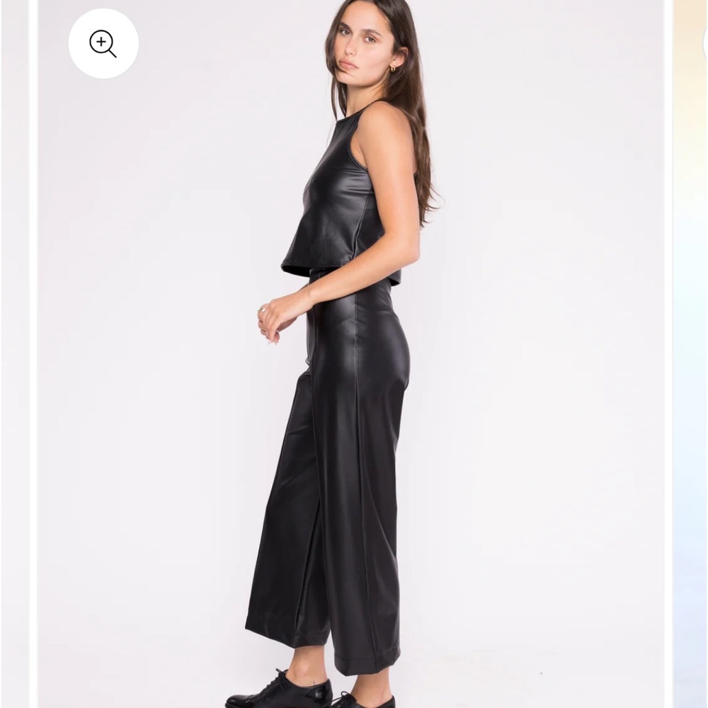 Ridley Rader BLACK VEGAN LEATHER STRAIGHT LEG PANT: CROPPED